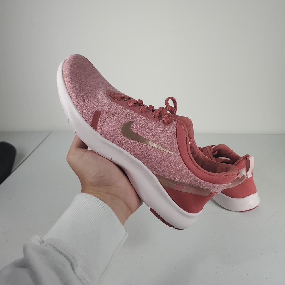 Nike Flex Experience 8 - image 1